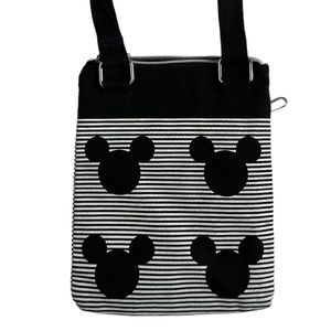 Disney Parks Crossbody Bag / Mickey Mouse / Minnie Mouse / Black & White